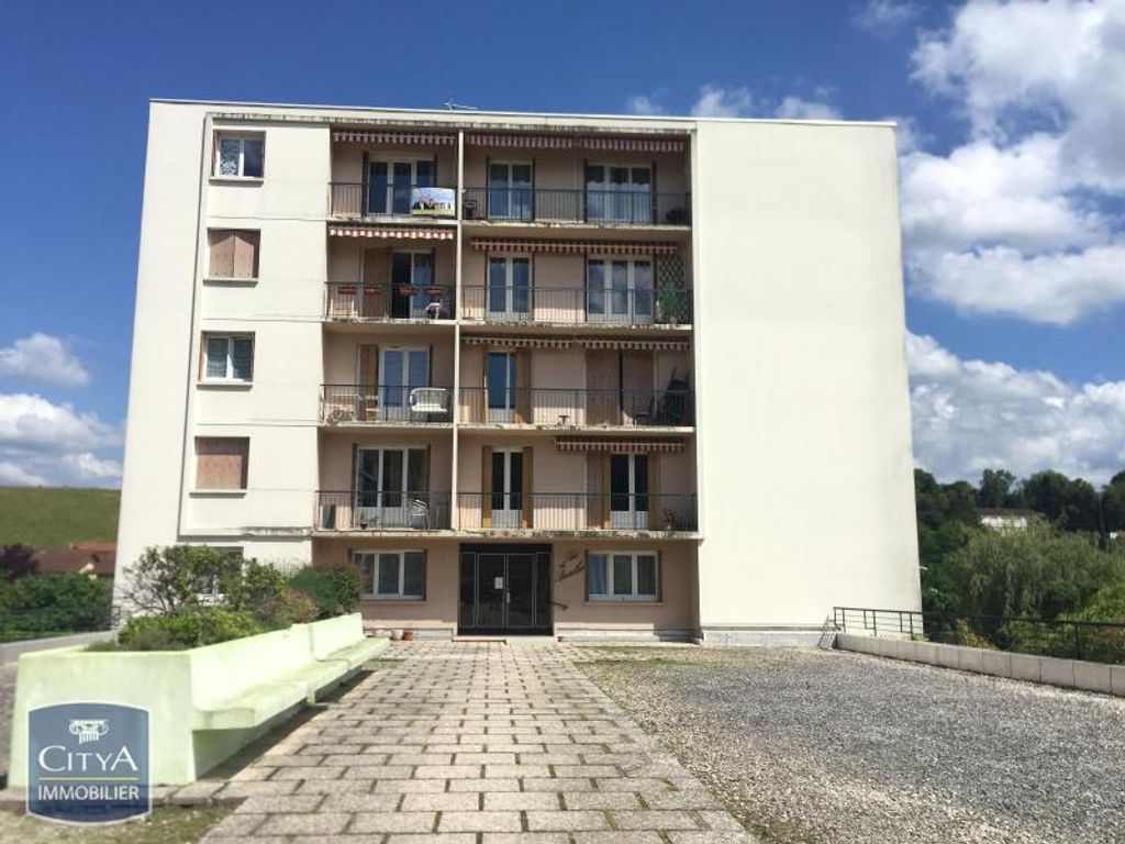 Achat appartement à vendre 4 pièces 64 m² - Saint-Marcellin