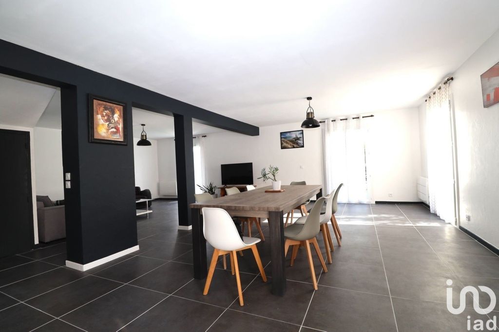 Achat maison à vendre 5 chambres 172 m² - Saint-Cyprien