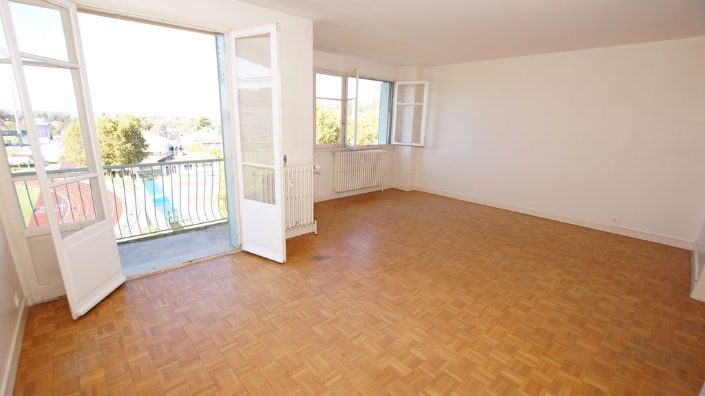 Achat appartement à vendre 5 pièces 95 m² - Bourgoin-Jallieu
