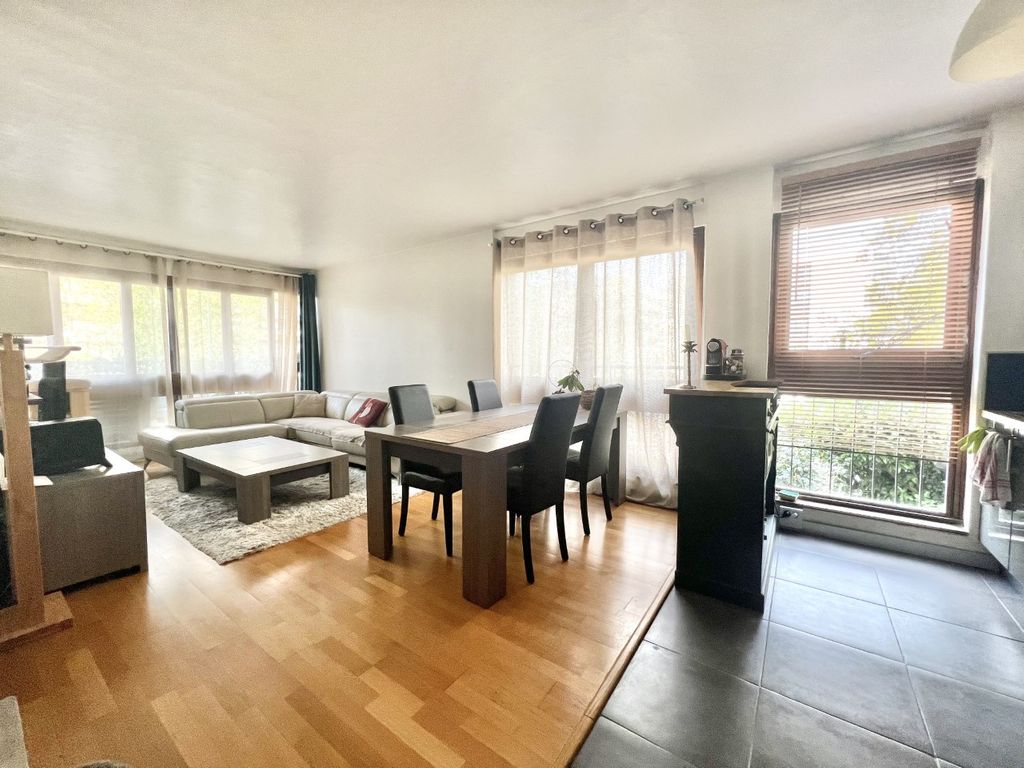 Achat appartement à vendre 4 pièces 65 m² - Le Chesnay