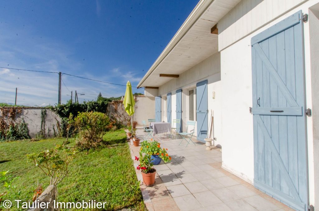 Achat maison à vendre 4 chambres 103 m² - Saint-Vérand