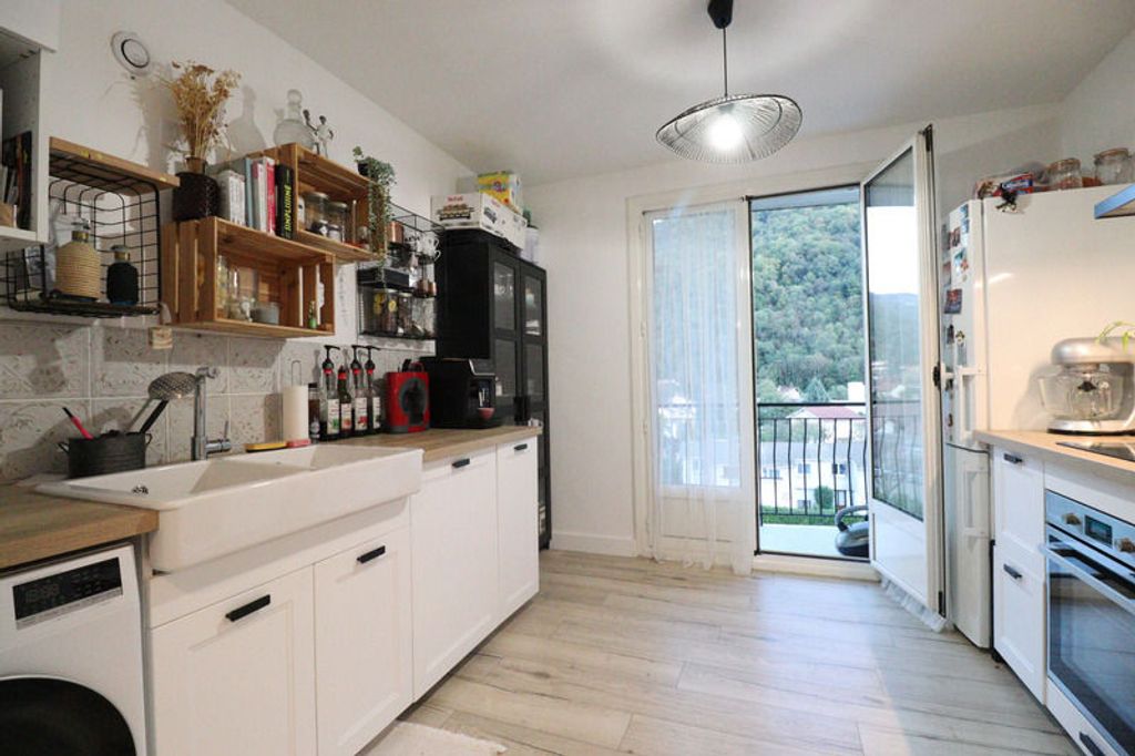 Achat appartement à vendre 3 pièces 62 m² - Domène