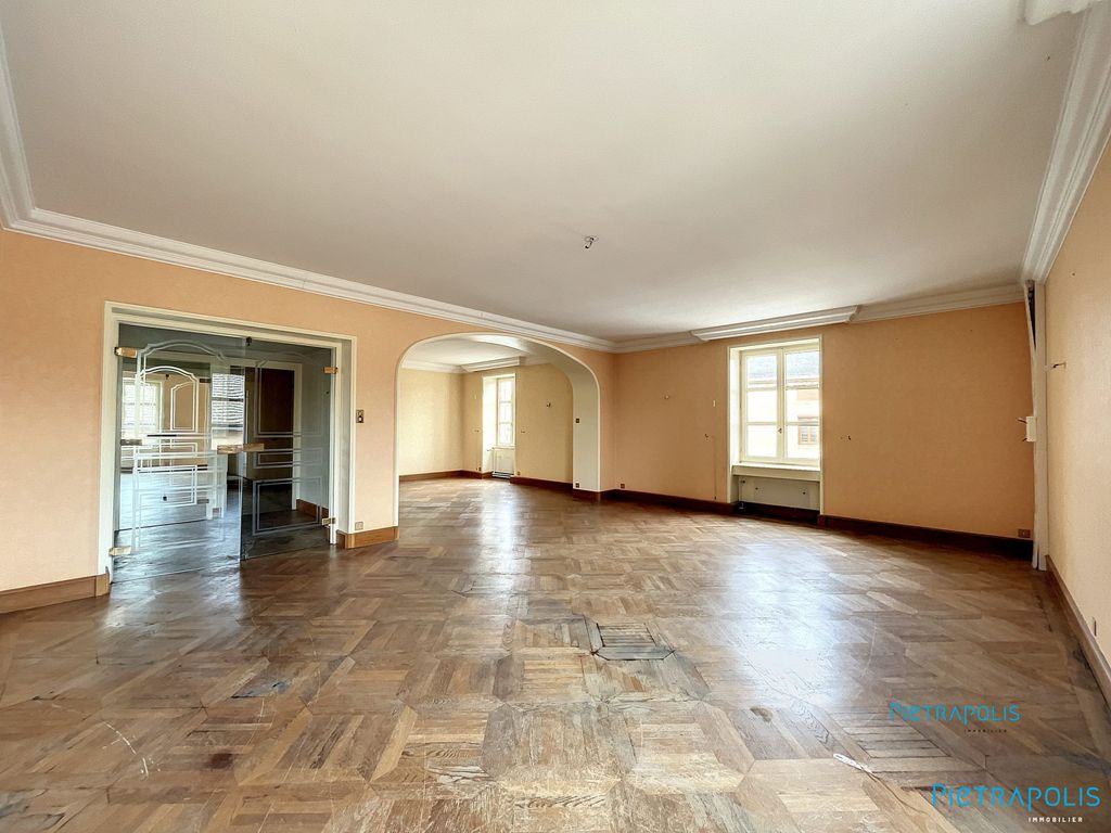 Achat appartement à vendre 5 pièces 304 m² - Confrançon