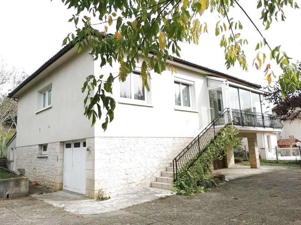 Achat maison à vendre 3 chambres 121 m² - Saint-Laurent-les-Tours