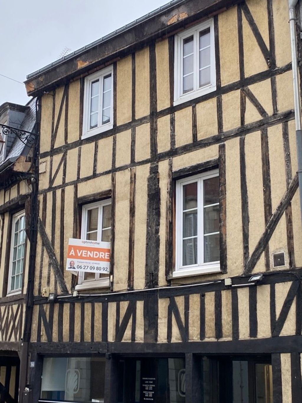 Achat maison à vendre 3 chambres 131 m² - Bernay