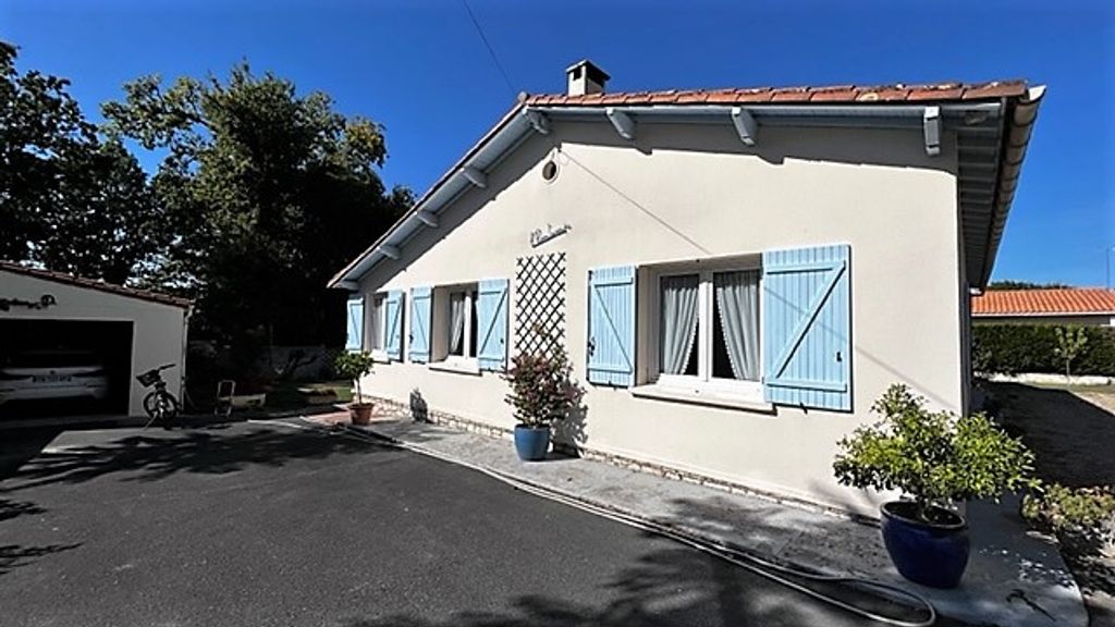 Achat maison à vendre 4 chambres 153 m² - Saint-Georges-de-Didonne