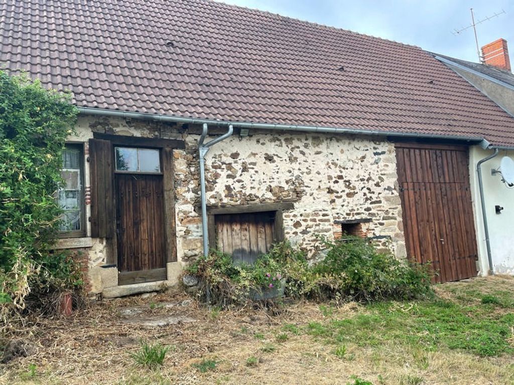 Achat maison à vendre 2 chambres 76 m² - Dun-le-Palestel