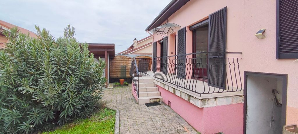 Achat maison à vendre 2 chambres 76 m² - Villard-Bonnot