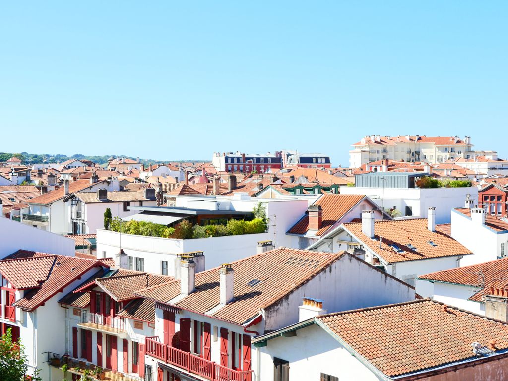 Achat appartement à vendre 3 pièces 87 m² - Saint-Jean-de-Luz