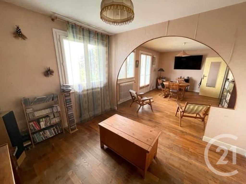 Achat appartement à vendre 5 pièces 88 m² - Bourg-en-Bresse