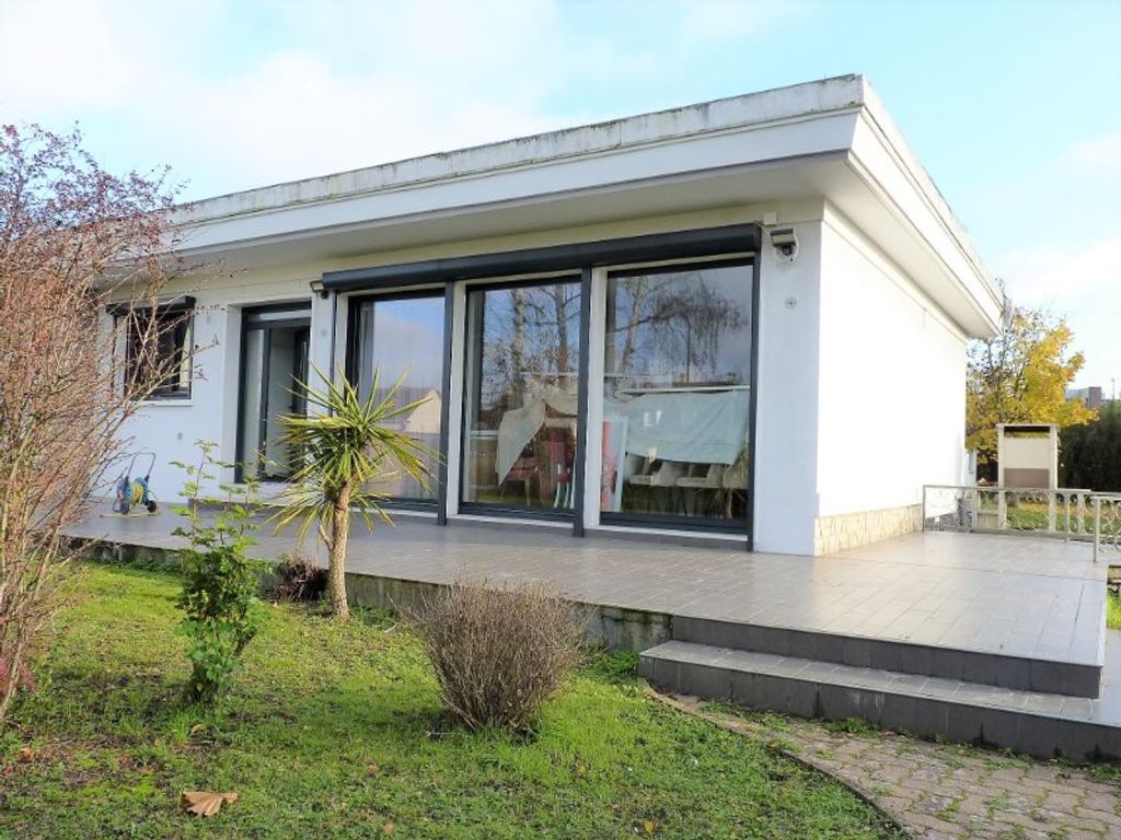 Achat maison à vendre 4 chambres 224 m² - Éragny