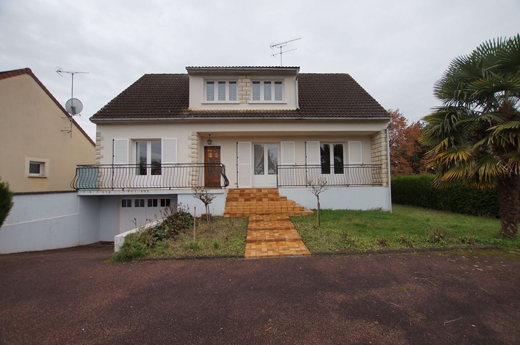 Achat maison à vendre 4 chambres 129 m² - Châlette-sur-Loing