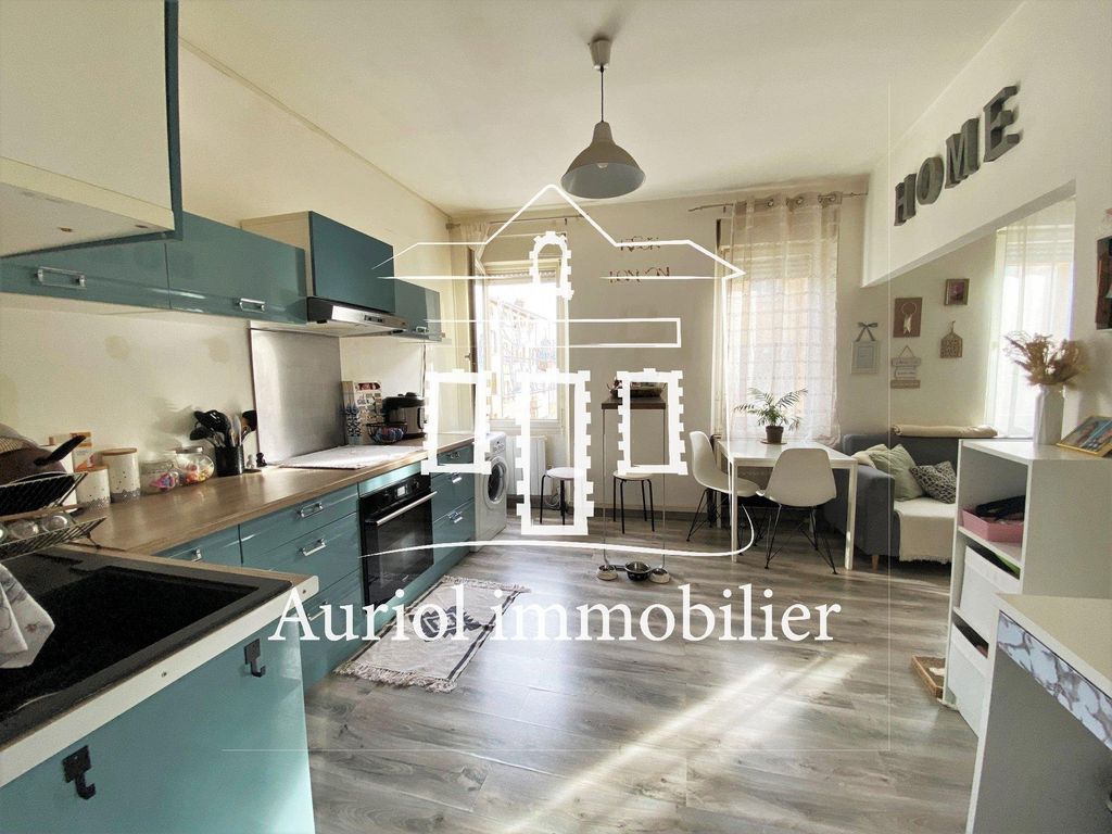 Achat appartement à vendre 2 pièces 43 m² - La Ciotat