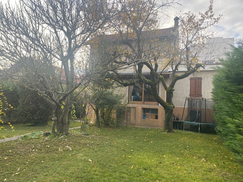 Achat maison à vendre 3 chambres 94 m² - Grenoble