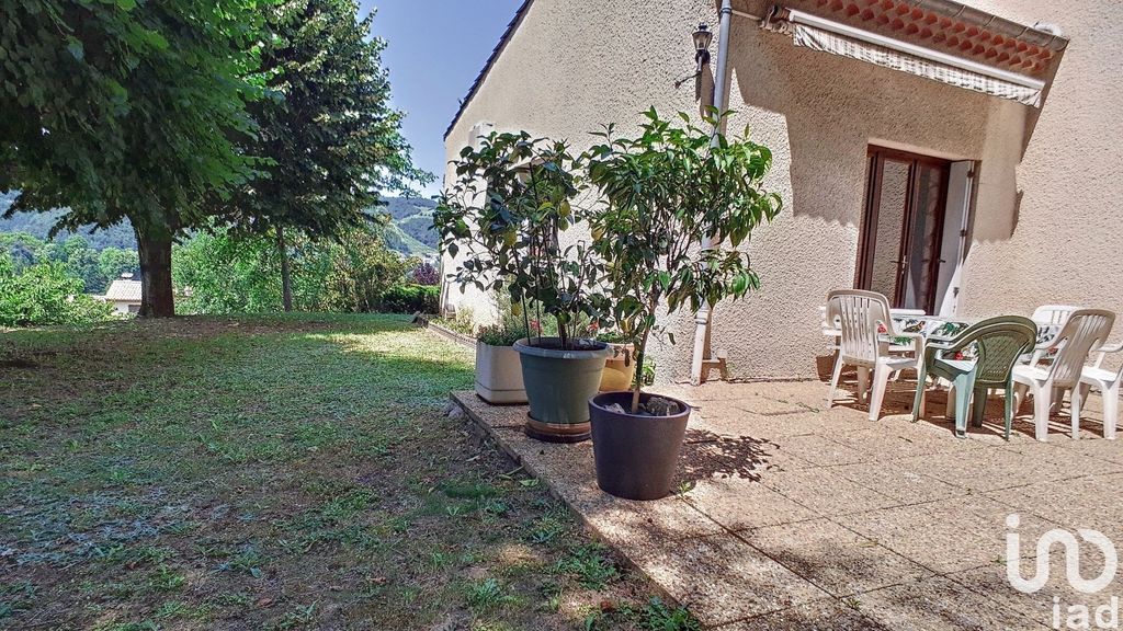 Achat maison à vendre 5 chambres 198 m² - Tournon-sur-Rhône