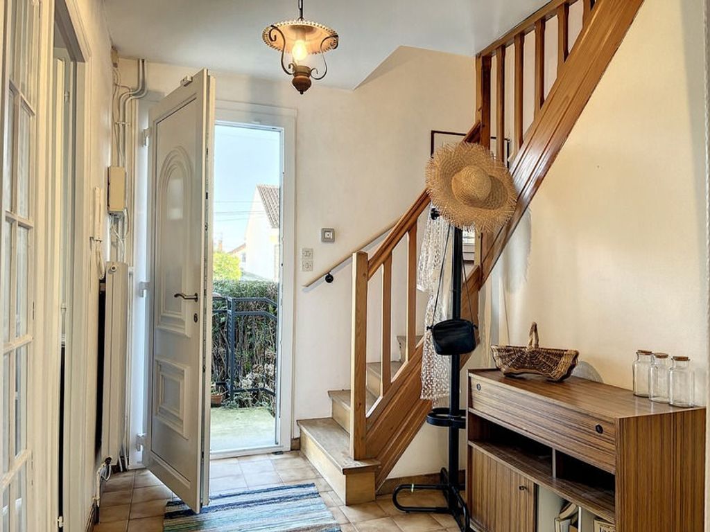 Achat maison à vendre 4 chambres 105 m² - Savigny-sur-Orge