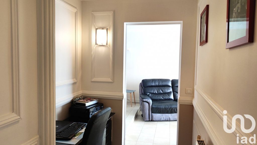 Achat appartement à vendre 4 pièces 75 m² - Saint-Jean-de-la-Ruelle