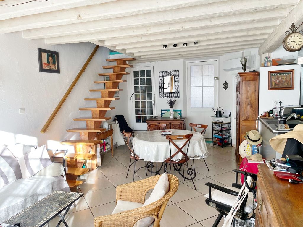 Achat maison à vendre 2 chambres 62 m² - Saint-Raphaël