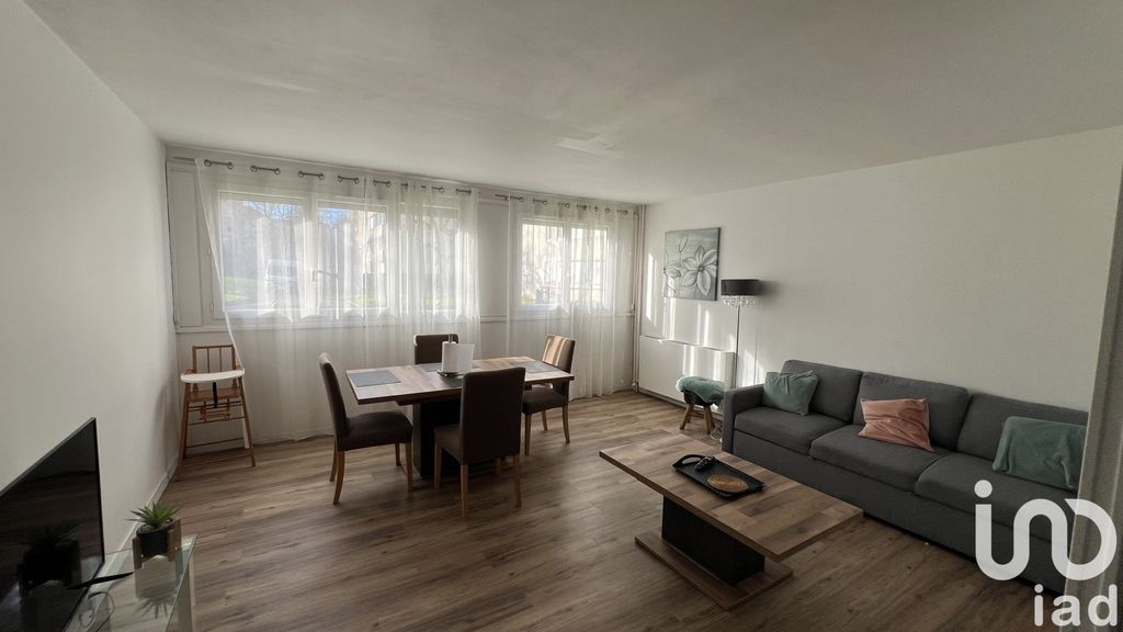 Achat appartement à vendre 3 pièces 59 m² - Savigny-le-Temple