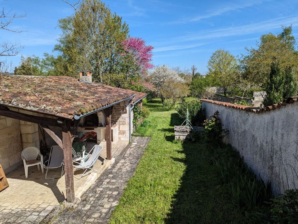 Achat maison à vendre 4 chambres 150 m² - Villebois-Lavalette