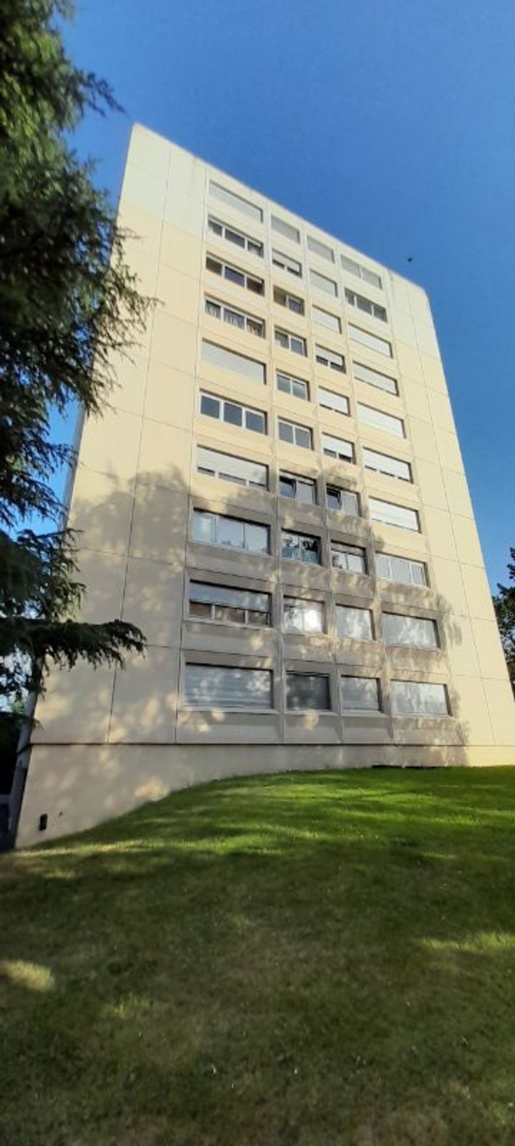 Achat appartement à vendre 3 pièces 65 m² - Ferney-Voltaire