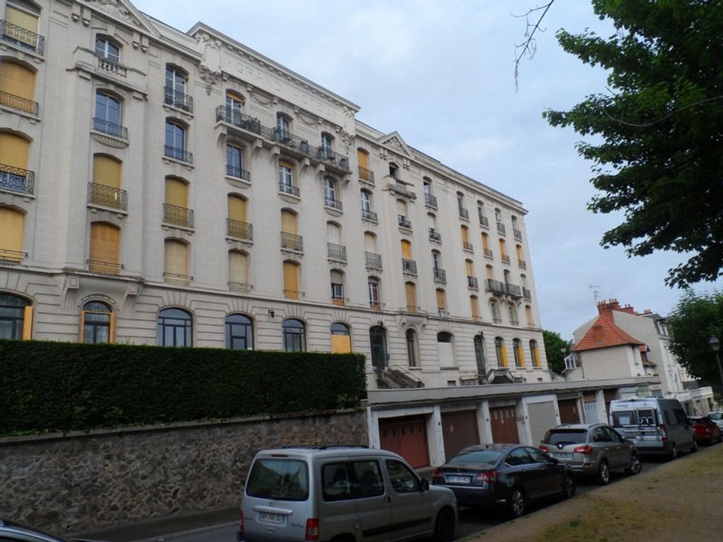 Achat appartement 5 pièce(s) Néris-les-Bains