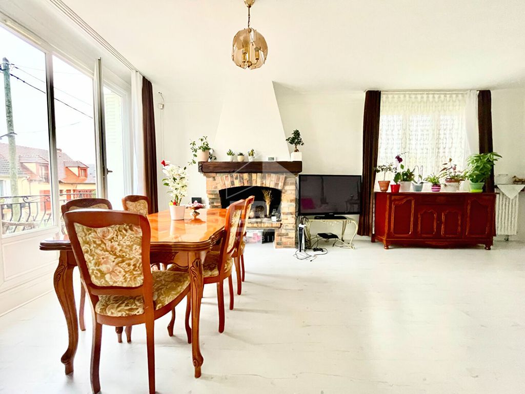 Achat maison à vendre 5 chambres 206 m² - Noisy-le-Grand