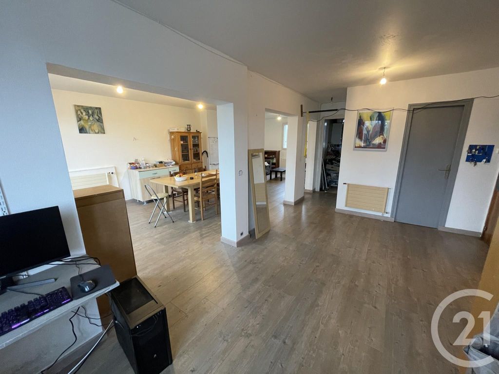 Achat appartement à vendre 5 pièces 120 m² - Châteauroux