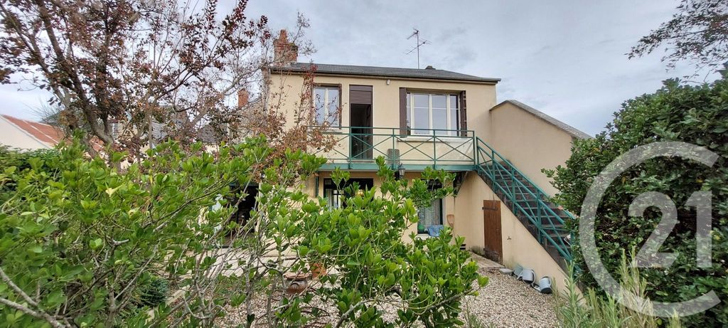 Achat maison à vendre 5 chambres 242 m² - Issoudun