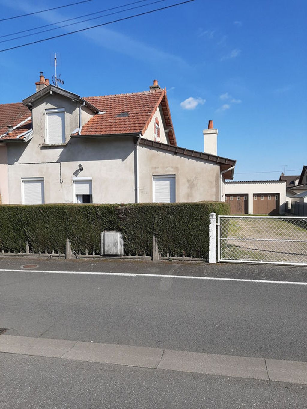 Achat maison à vendre 3 chambres 107 m² - Gueugnon