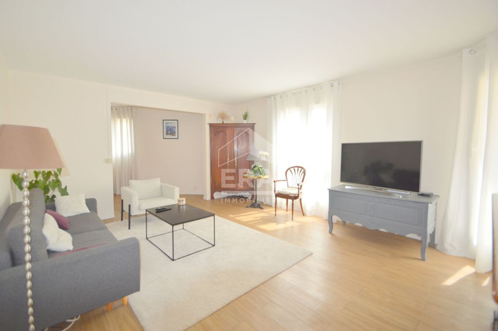 Achat appartement à vendre 5 pièces 95 m² - Issy-les-Moulineaux