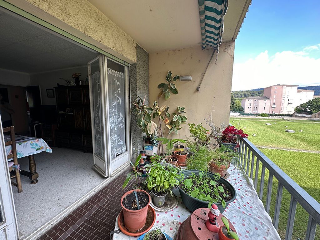 Achat appartement à vendre 3 pièces 65 m² - Aubagne