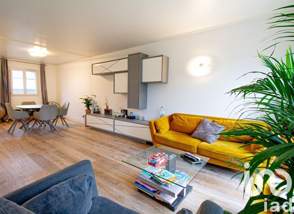 Achat maison à vendre 3 chambres 123 m² - Saint-Maur-des-Fossés