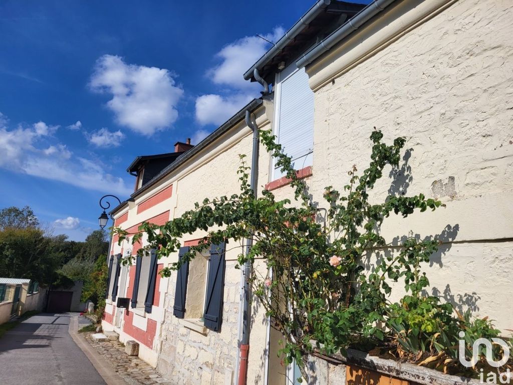 Achat maison à vendre 4 chambres 160 m² - Pommiers