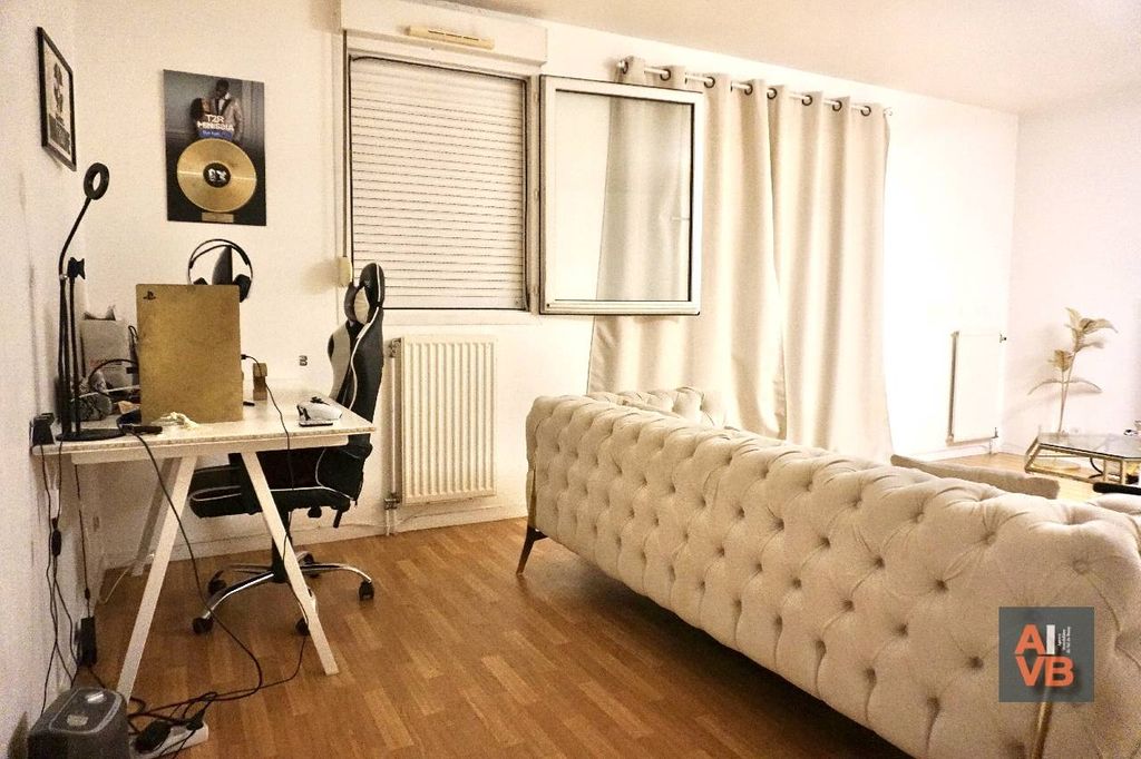 Achat appartement à vendre 2 pièces 55 m² - Bussy-Saint-Georges