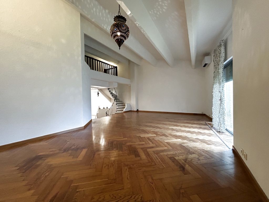 Achat maison à vendre 4 chambres 236 m² - Lézignan-Corbières
