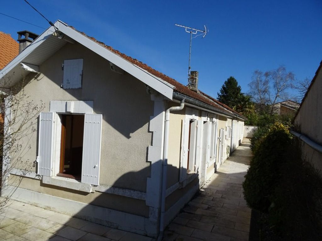 Achat maison à vendre 3 chambres 113 m² - Angoulême