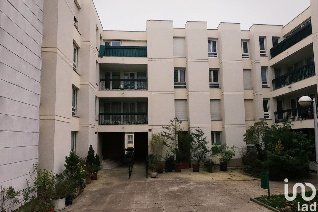 Achat appartement à vendre 4 pièces 96 m² - Bagneux