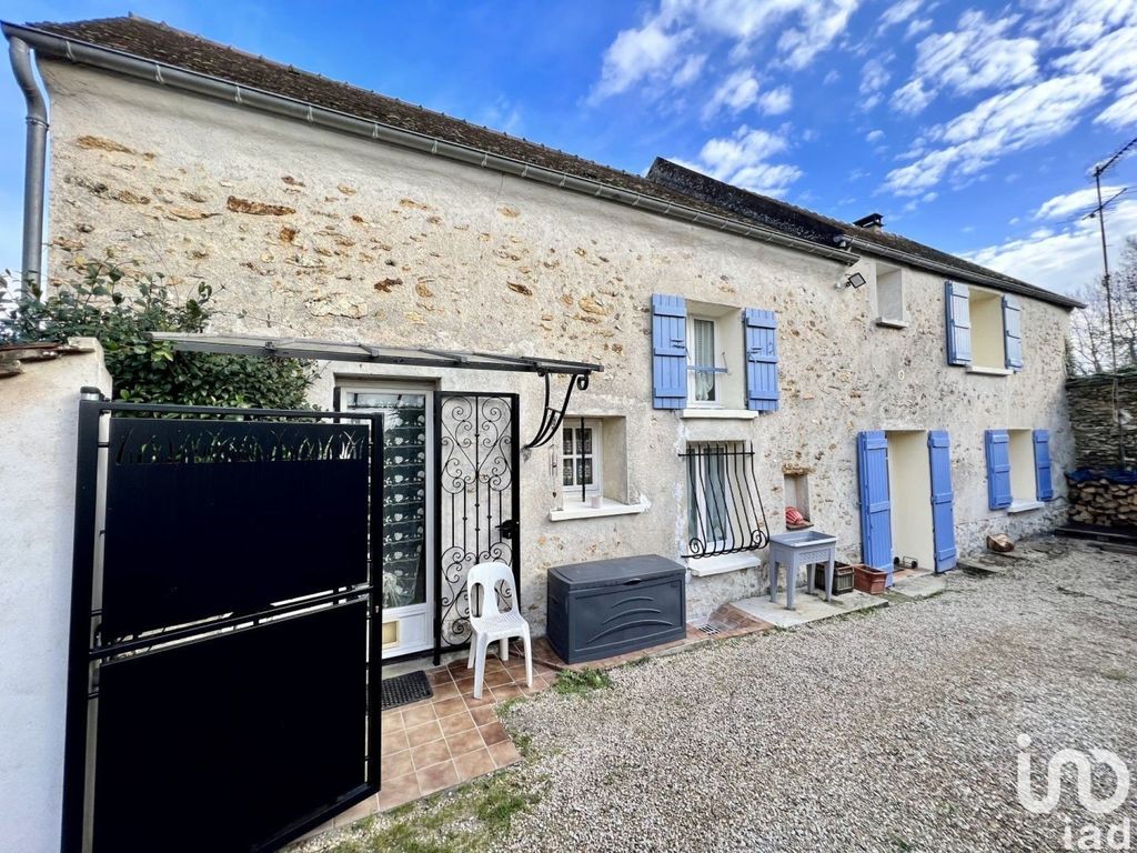 Achat maison à vendre 4 chambres 146 m² - La Celle-sur-Morin