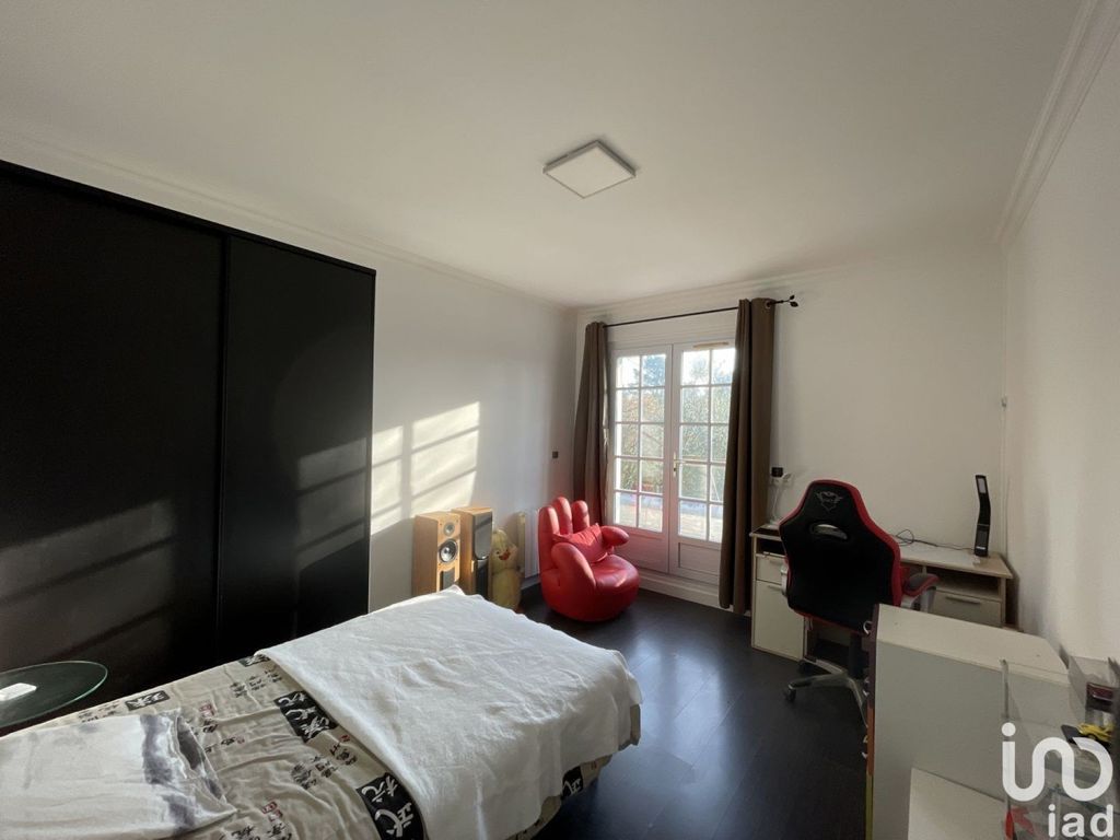 Achat maison à vendre 6 chambres 200 m² - Sautron