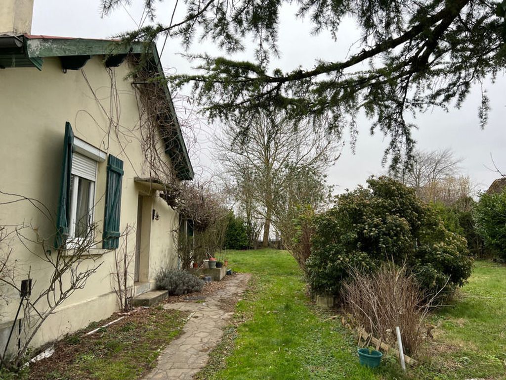 Achat maison à vendre 2 chambres 92 m² - Monneville