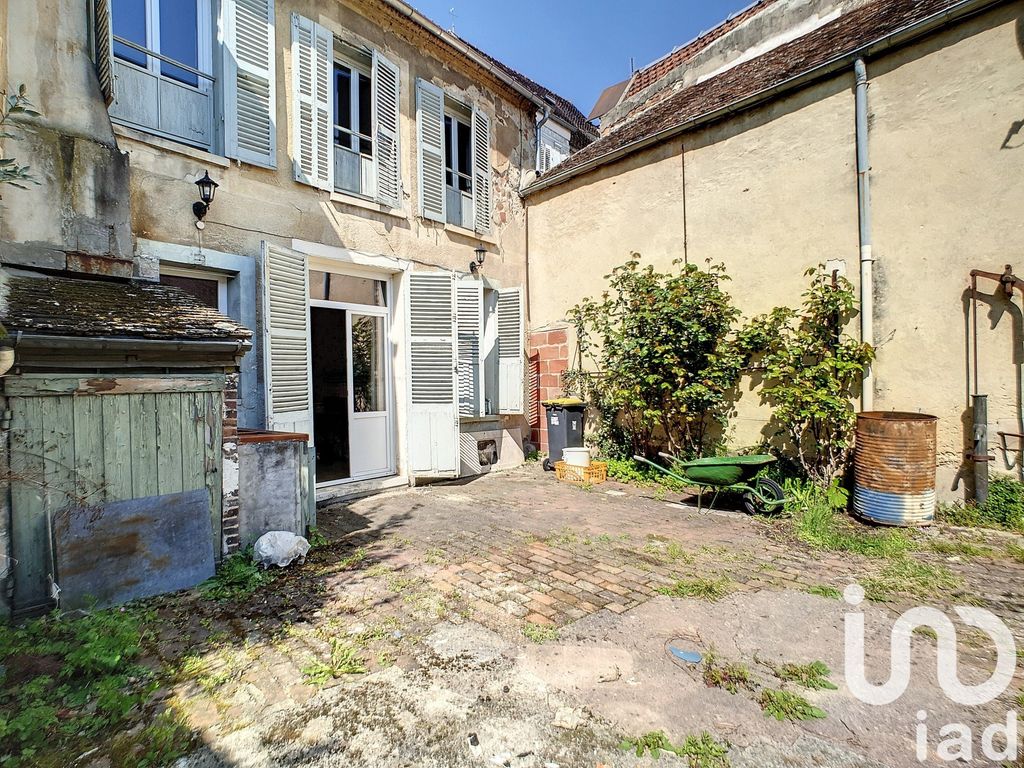 Achat maison à vendre 2 chambres 132 m² - Donnemarie-Dontilly