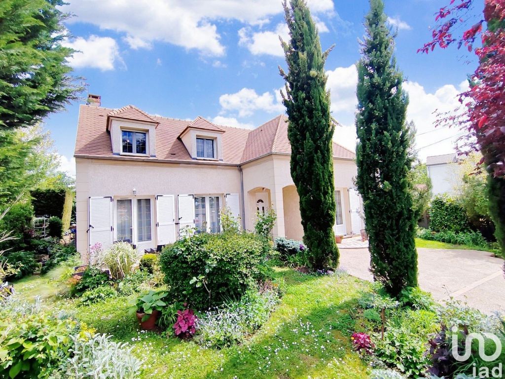 Achat maison à vendre 4 chambres 150 m² - Saint-Germain-lès-Arpajon