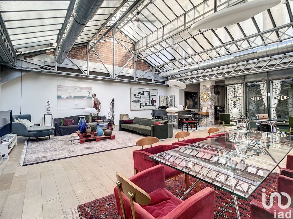 Achat loft à vendre 6 pièces 236 m² - Paris 20ème arrondissement