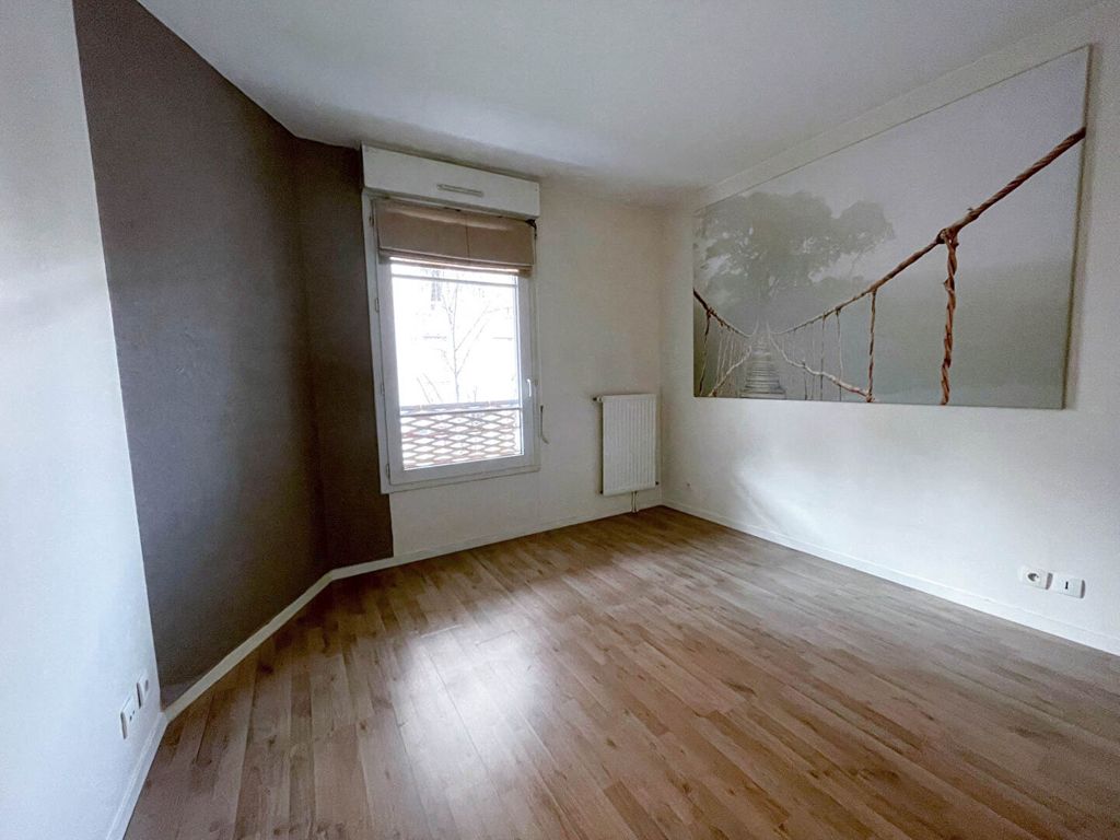 Achat appartement 4 pièce(s) Courbevoie