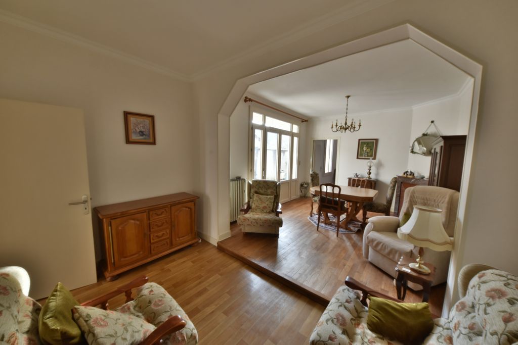 Achat maison à vendre 2 chambres 78 m² - Brive-la-Gaillarde