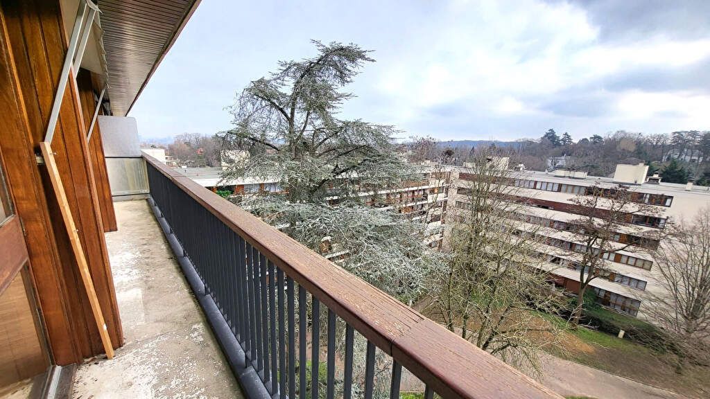 Achat appartement à vendre 2 pièces 56 m² - La Celle-Saint-Cloud