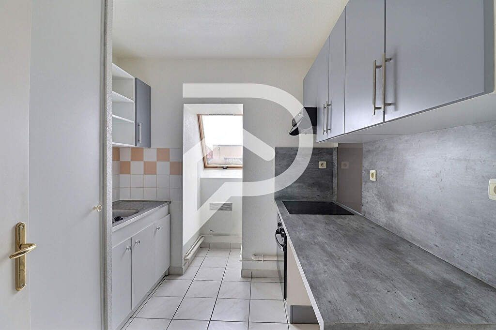 Achat appartement à vendre 3 pièces 67 m² - Valenciennes