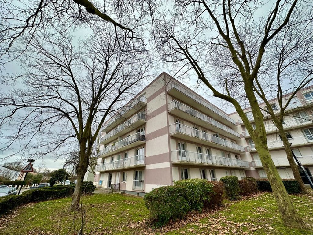 Achat appartement à vendre 4 pièces 81 m² - Magny-les-Hameaux