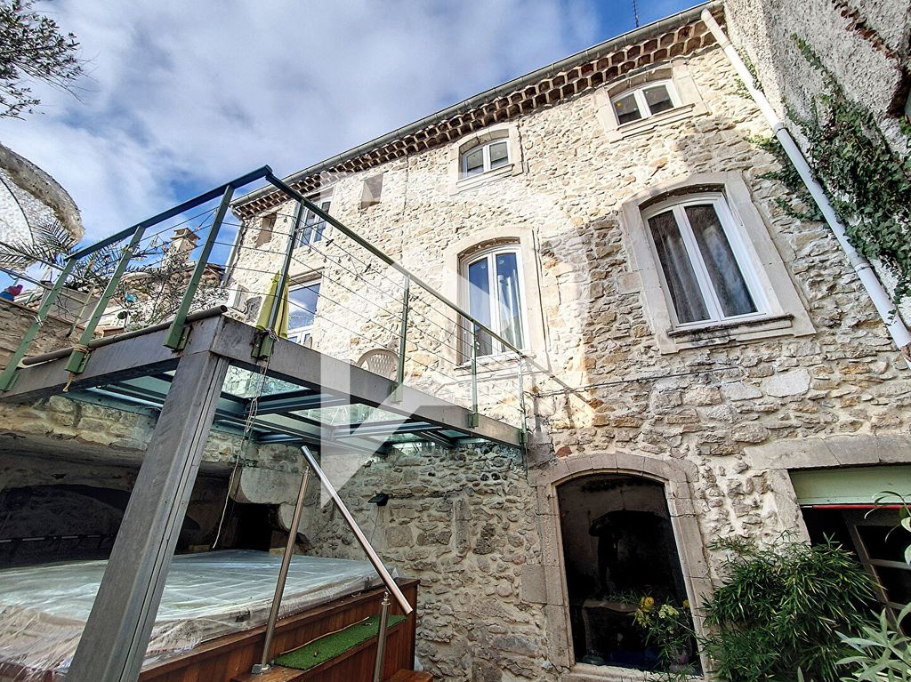 Achat maison à vendre 7 chambres 237 m² - Bourg-Saint-Andéol